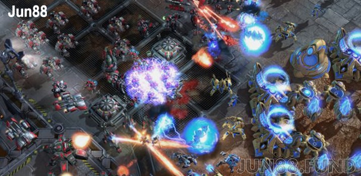 StarCraft ll là tựa game thu hút được nhiều người chơi